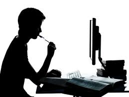 نویسنده سایت بشم و تولید محتوا انجام بدم